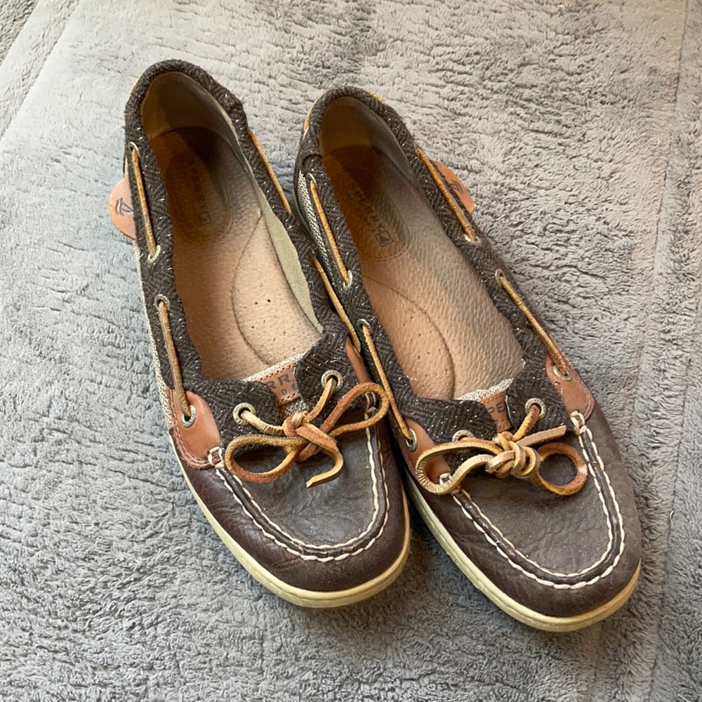 Sperry boat shoes